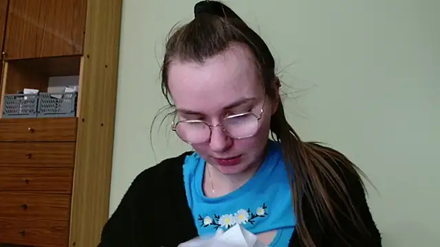 LooveELLYx online show from January 2025 03:32:02 PM