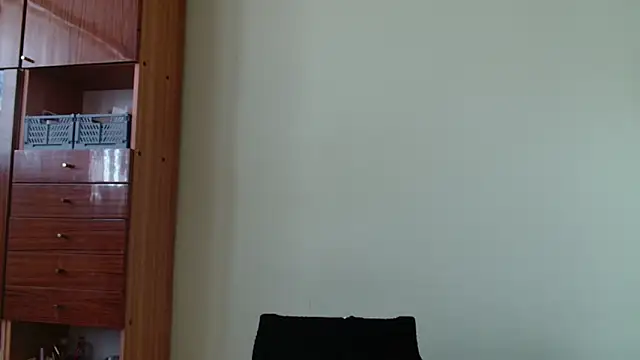 LooveELLYx online show from February 2025 11:21:01 AM