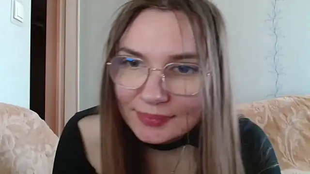 LooveELLYx online show from March 2025 11:01:02 AM