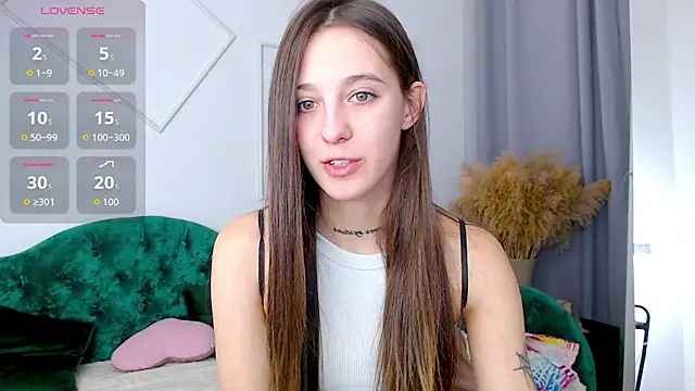 Snapshot of Little_cherryy__ chatting on September 2025 06:26:02 AM Little cherryy online show from September 2025 06:26:02 AM