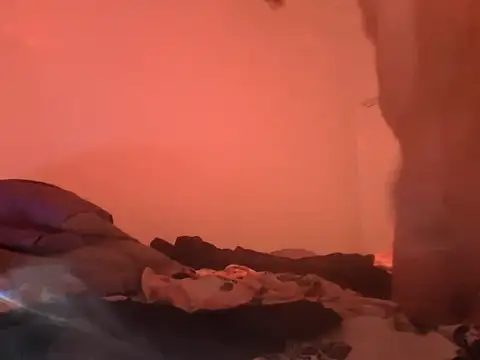 Snapshot of straightozgoesdwn chatting on September 2025 05:18:01 PM straightozgoesdwn online show from September 2025 05:18:01 PM