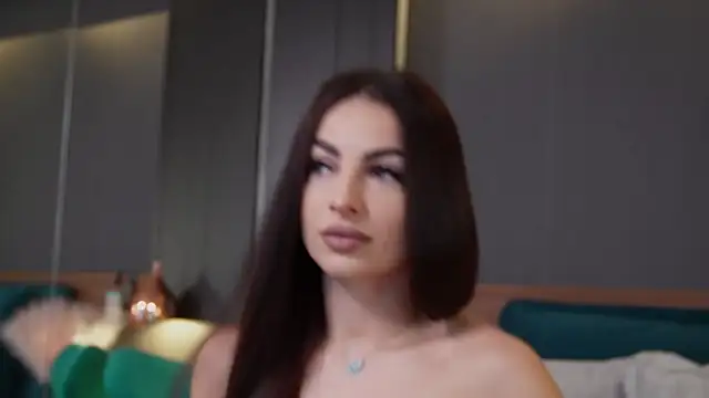 Snapshot of EmilyTrix chatting on February 2026 05:46:01 AM EmilyTrix online show from February 2026 05:46:01 AM