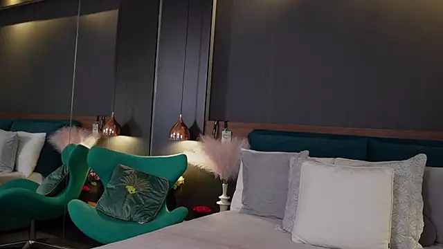 Snapshot of EmilyTrix chatting on March 2026 05:30:01 AM EmilyTrix online show from March 2026 05:30:01 AM