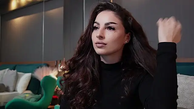 Snapshot of EmilyTrix chatting on April 2026 09:30:01 PM EmilyTrix online show from April 2026 09:30:01 PM