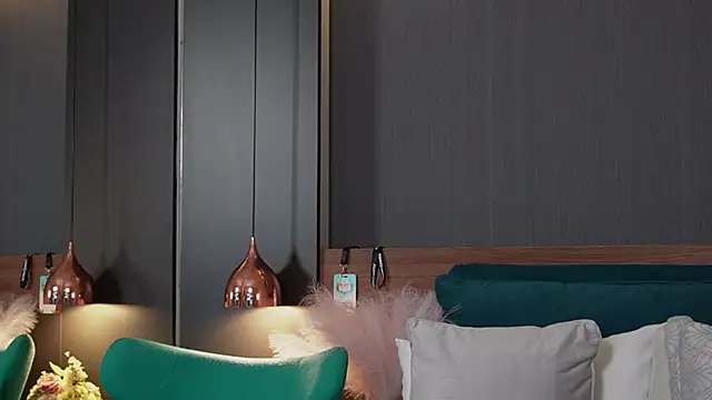 Snapshot of EmilyTrix chatting on April 2026 12:27:02 AM EmilyTrix online show from April 2026 12:27:02 AM