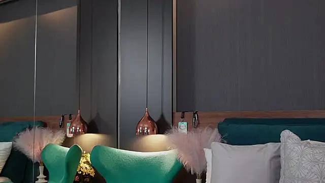 Snapshot of EmilyTrix chatting on April 2026 12:49:02 AM EmilyTrix online show from April 2026 12:49:02 AM