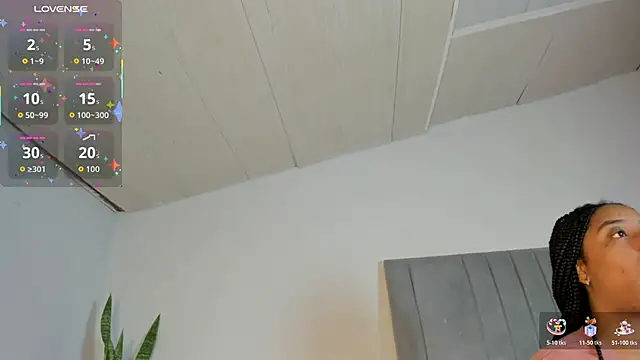 Snapshot of Sophia_Ebony chatting on October 2025 12:17:01 PM Sophia Ebony online show from October 2025 12:17:01 PM