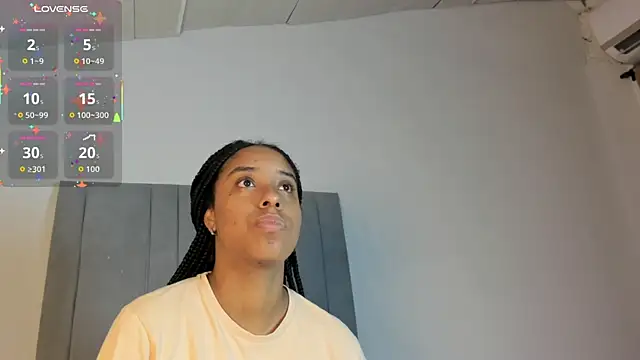 Snapshot of Sophia_Ebony chatting on October 2025 12:38:02 PM Sophia Ebony online show from October 2025 12:38:02 PM