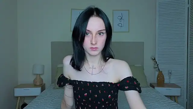 Snapshot of Little_moly999 chatting on October 2025 12:38:02 PM Little moly999 online show from October 2025 12:38:02 PM