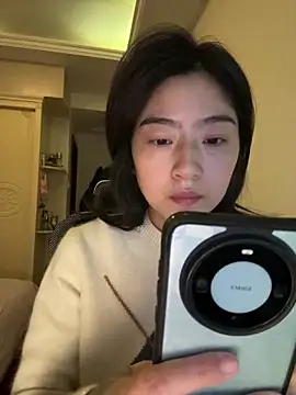 Snapshot of Olivia-l chatting on December 2025 11:52:01 AM Olivia-l online show from December 2025 11:52:01 AM