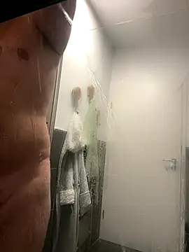 yungdboiy online show from October 2025 07:44:01 PM