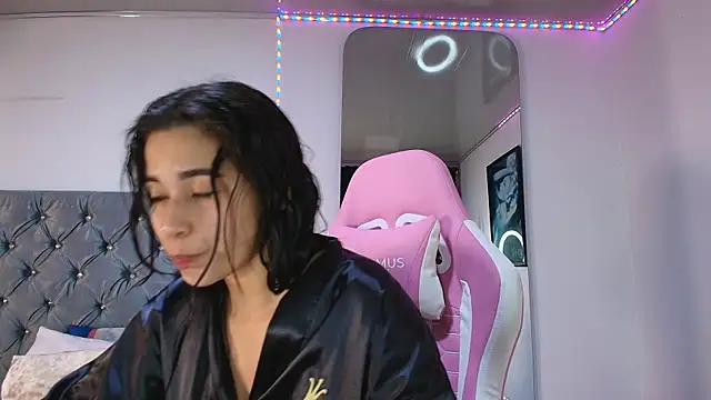 GraceWallace  online show from October 2025 11:50:01 PM