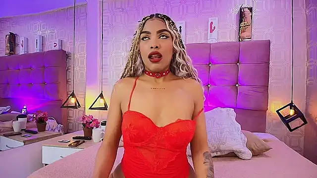 LexieBloom online show from September 2025 04:01:01 AM