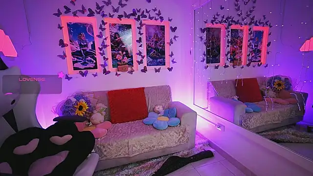DahliaGrey online show from June 2026 11:35:02 AM