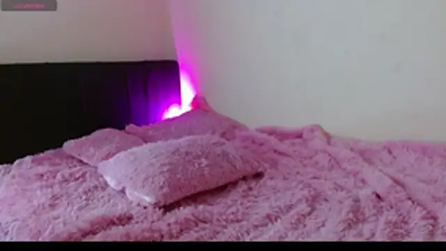 MichellMoon1 online show from November 2025 10:30:02 PM