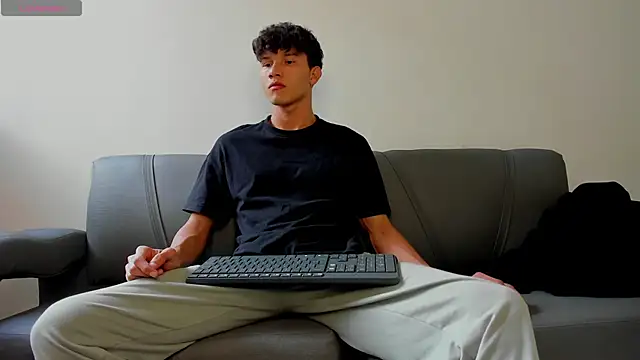 Snapshot of 2Amateur_Guys chatting on January 2026 10:02:02 PM 2Amateur Guys online show from January 2026 10:02:02 PM