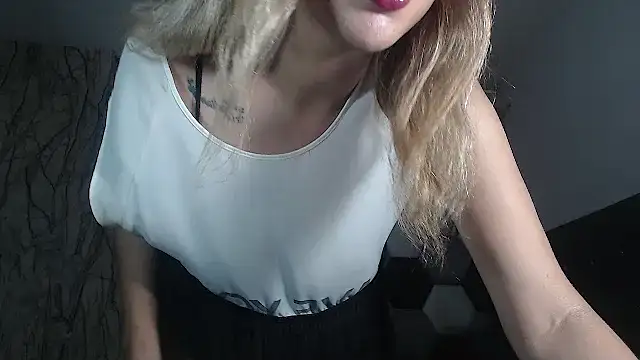 AntonellaBlanc online show from October 2025 10:18:01 PM