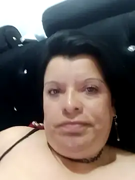 Hanna Kieran online show from September 2025 01:02:02 PM