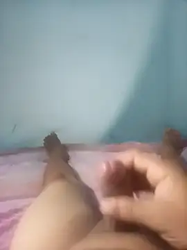 Snapshot of cora08 chatting on September 2025 09:42:02 PM cora08 online show from September 2025 09:42:02 PM