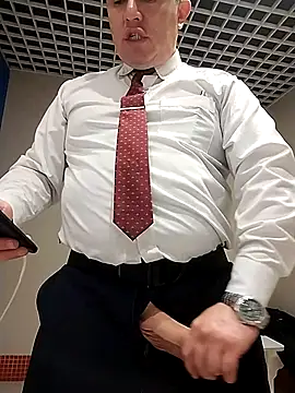 Snapshot of BigCristh79 chatting on November 2025 07:42:02 AM BigCristh79 online show from November 2025 07:42:02 AM