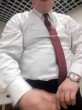 Snapshot of BigCristh79 chatting on November 2025 05:29:01 AM BigCristh79 online show from November 2025 05:29:01 AM