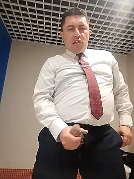 Snapshot of BigCristh79 chatting on December 2025 02:19:01 AM BigCristh79 online show from December 2025 02:19:01 AM