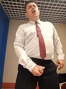 Snapshot of BigCristh79 chatting on January 2026 08:19:02 AM BigCristh79 online show from January 2026 08:19:02 AM