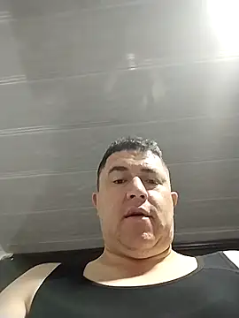 Snapshot of BigCristh79 chatting on January 2026 11:47:01 AM BigCristh79 online show from January 2026 11:47:01 AM