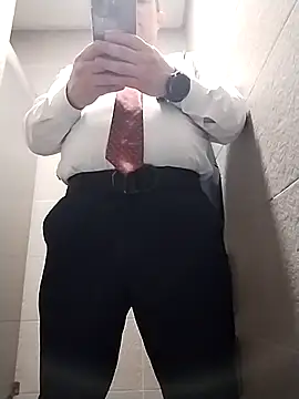 Snapshot of BigCristh79 chatting on February 2026 09:35:02 PM BigCristh79 online show from February 2026 09:35:02 PM