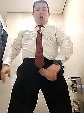 Snapshot of BigCristh79 chatting on February 2026 01:36:02 PM BigCristh79 online show from February 2026 01:36:02 PM