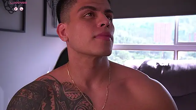 tyler muscle1 online show from September 2025 07:49:01 PM