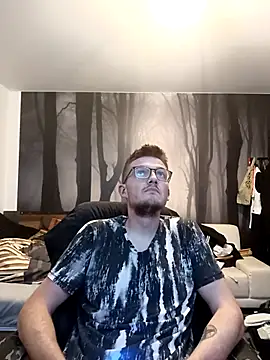 Snapshot of liema3156 chatting on October 2025 06:30:02 PM liema3156 online show from October 2025 06:30:02 PM