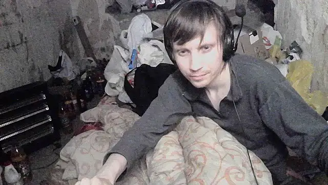 Snapshot of makarov1993 chatting on May 2026 12:13:02 PM makarov1993 online show from May 2026 12:13:02 PM
