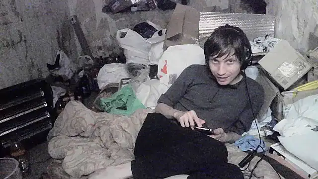 Snapshot of makarov1993 chatting on June 2026 06:01:01 AM makarov1993 online show from June 2026 06:01:01 AM