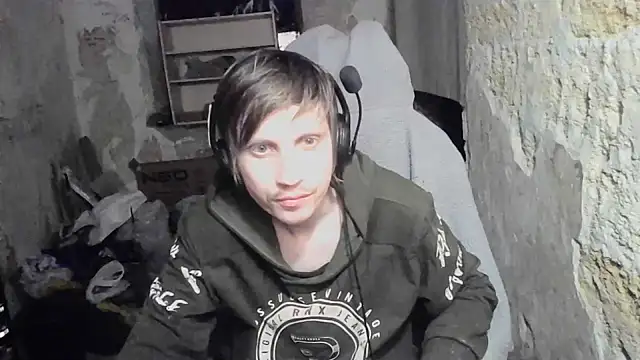 Snapshot of makarov1993 chatting on July 2026 06:07:01 PM makarov1993 online show from July 2026 06:07:01 PM