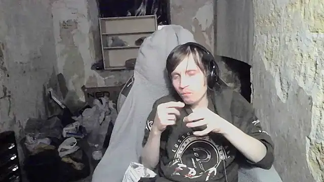 Snapshot of makarov1993 chatting on August 2026 11:51:02 PM makarov1993 online show from August 2026 11:51:02 PM