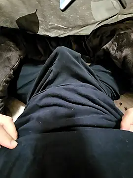 Takumin-mogmog online show from December 2025 05:04:02 AM