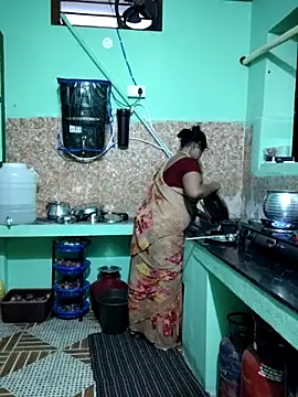 Snapshot of tamilaruvi chatting on May 2026 04:18:01 AM tamilaruvi online show from May 2026 04:18:01 AM