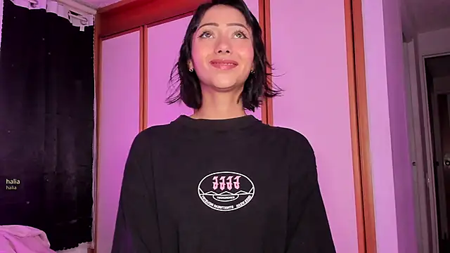 Snapshot of Londonttipton chatting on March 2026 01:11:02 AM Londonttipton online show from March 2026 01:11:02 AM