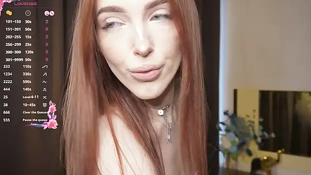 Snapshot of MaeEversley chatting on March 2026 07:34:02 AM MaeEversley online show from March 2026 07:34:02 AM