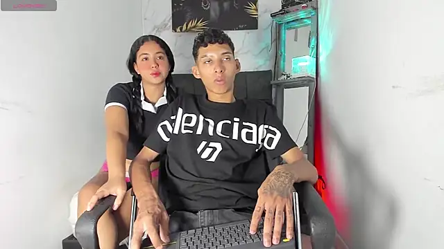 Snapshot of afrodita_n_ares chatting on November 2025 07:13:02 PM afrodita n ares online show from November 2025 07:13:02 PM