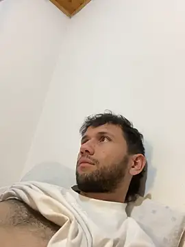 Michaell Spinelly online show from September 2025 03:21:02 AM