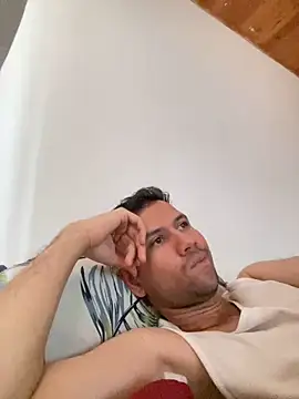 Snapshot of Michaell_Spinelly chatting on March 2026 03:49:02 PM Michaell Spinelly online show from March 2026 03:49:02 PM