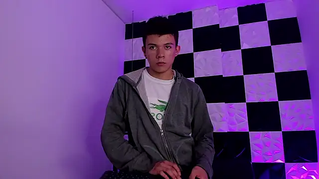 AndyFame1 online show from October 2025 07:01:02 PM