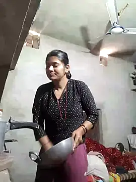 Snapshot of couple_71 chatting on February 2026 07:27:01 AM couple 71 online show from February 2026 07:27:01 AM