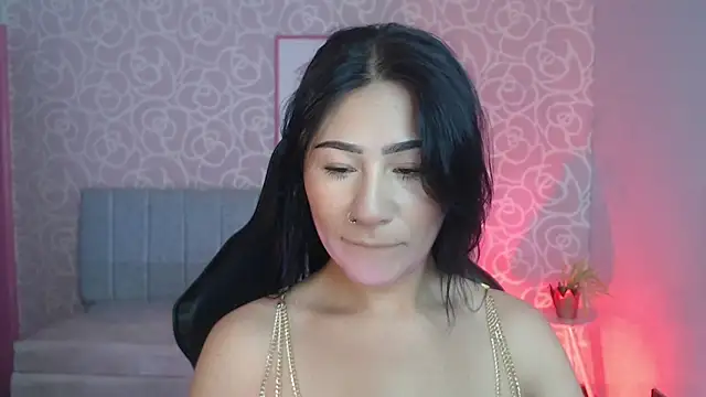 evelyn ch  online show from September 2025 10:53:02 AM