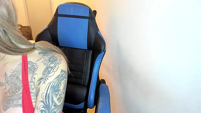 Scarbadgirl  online show from February 2026 03:36:02 AM