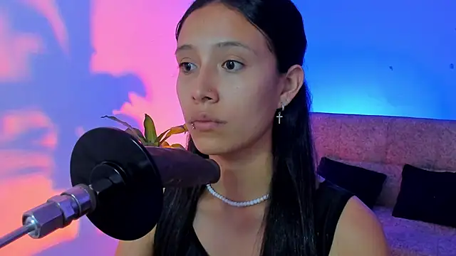 Snapshot of alicemoon__ chatting on November 2025 10:14:02 AM alicemoon online show from November 2025 10:14:02 AM