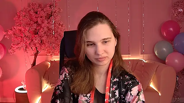 Snapshot of TessaMill chatting on February 2026 05:23:01 AM TessaMill online show from February 2026 05:23:01 AM