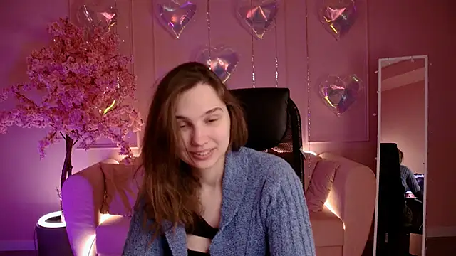 Snapshot of TessaMill chatting on February 2026 05:26:02 AM TessaMill online show from February 2026 05:26:02 AM